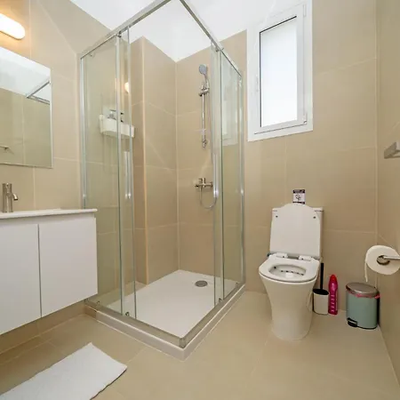 Appartamento 1 Bedroom Flat Next To Aglantzia