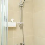 1 Bedroom Flat Next To Appartement *