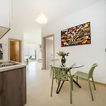 Appartement 1 Bedroom Flat Next To