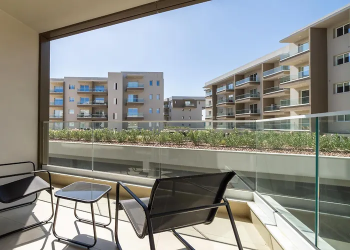 Apartment 1 Bedroom Flat Next To *