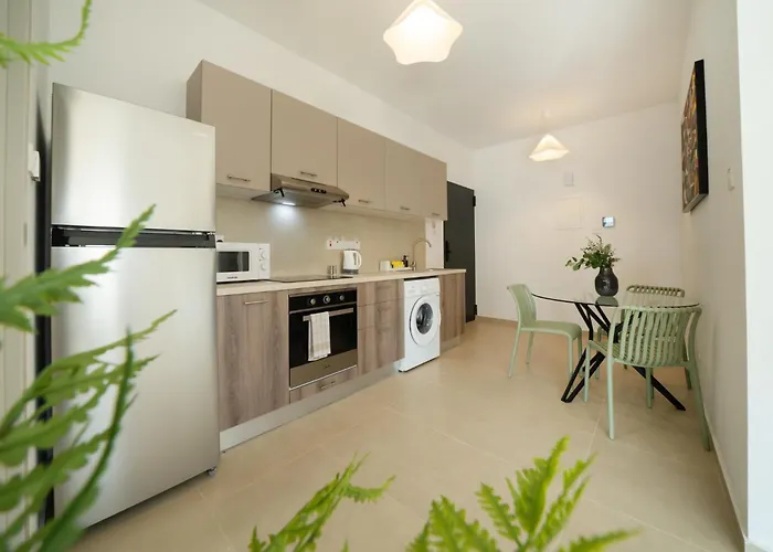 1 Bedroom Flat Next To Aglantzia